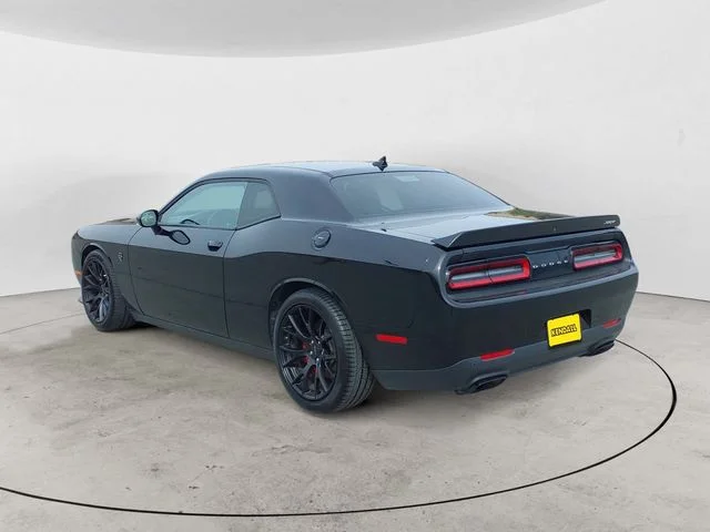 Used 2016 Pitch Black Clearcoat Dodge SRT Hellcat image 3