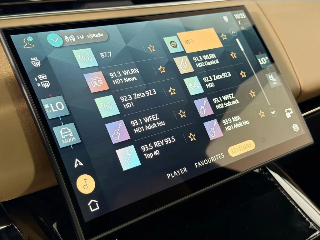 New 2026 Varesine Blue Land Rover SE image 15
