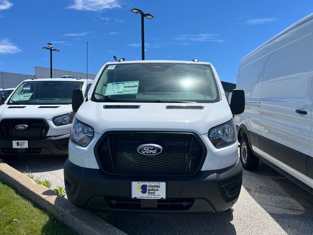 New 2026 Oxford White Ford Cargo Van image 2