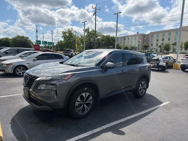 2021 Nissan Rogue SV AWD's photo