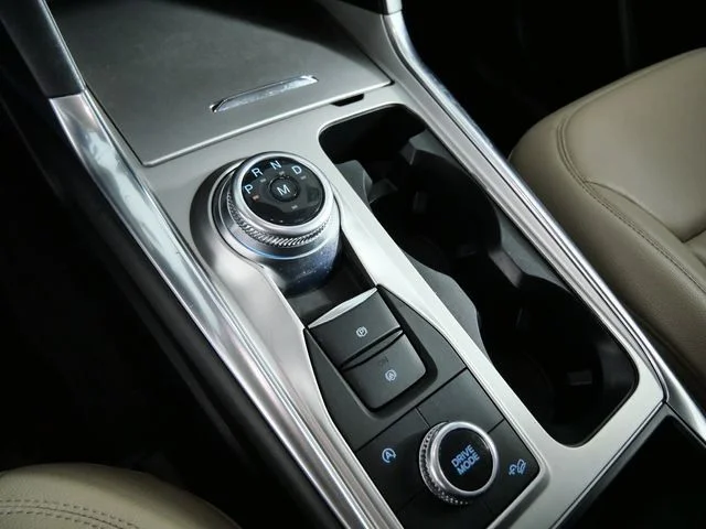 Used 2020 White Ford XLT image 19