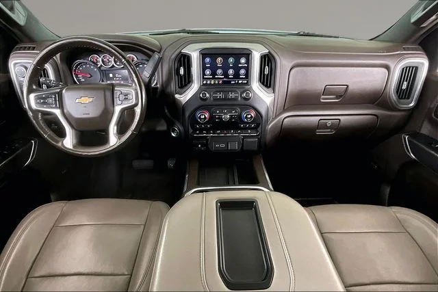 Used 2019 White Chevrolet LTZ image 7