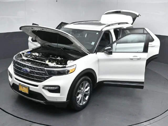 Certified Used 2024 Star White Ford XLT image 55