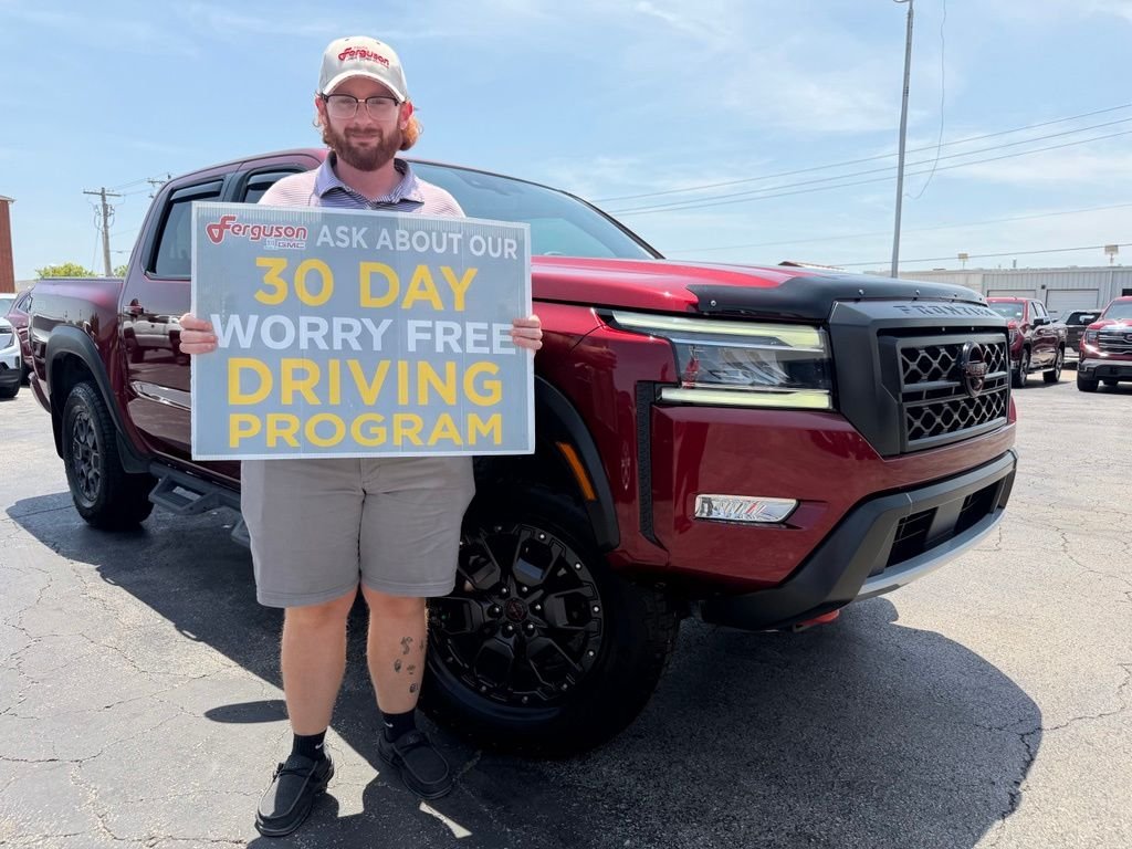  2023 Nissan Frontier PRO-4X Crew Cab 4WD   