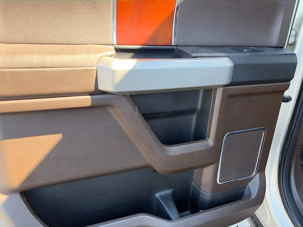 Used 2017 White Gold Ford King Ranch image 32