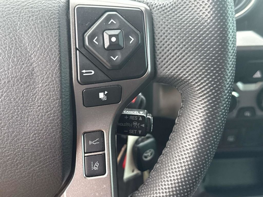 Used 2021 White Toyota SR5 image 22