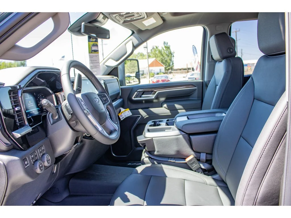 New 2026 Lakeshore Blue Metallic Chevrolet LT image 31