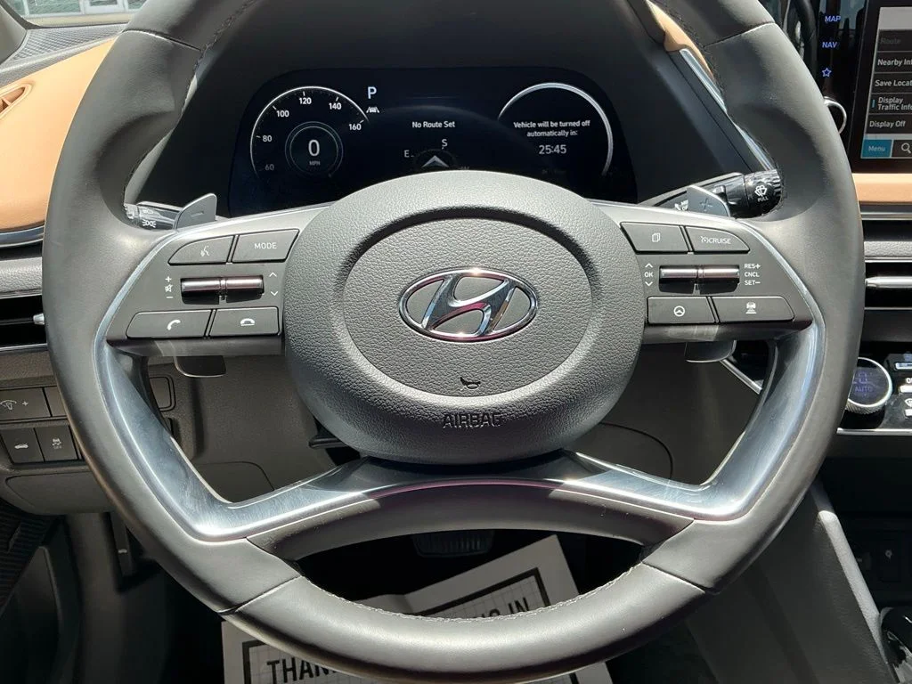 Used 2020 Red Hyundai Limited image 46