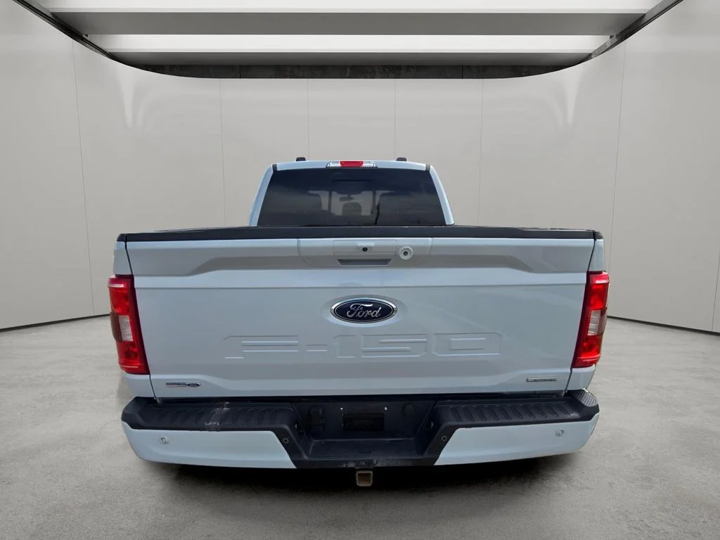 Used 2022 SPACE WHITE METALLIC Ford XLT image 4