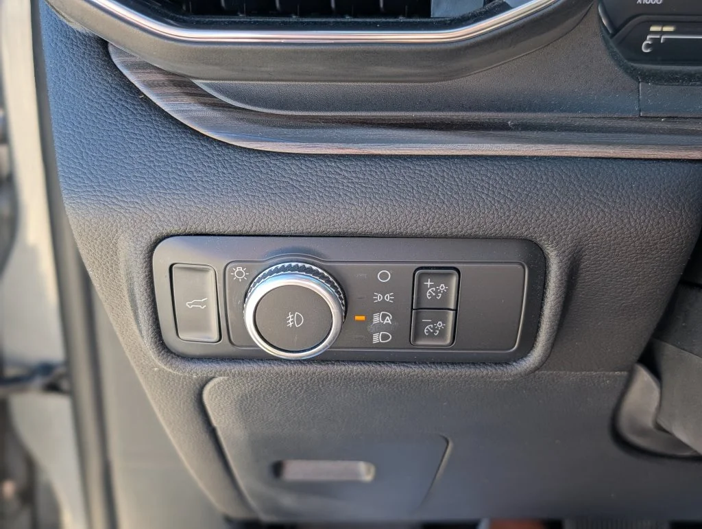 Used 2022 Gray Ford Limited image 17