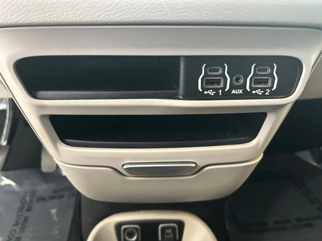Used 2021 Black Chrysler LXI image 47