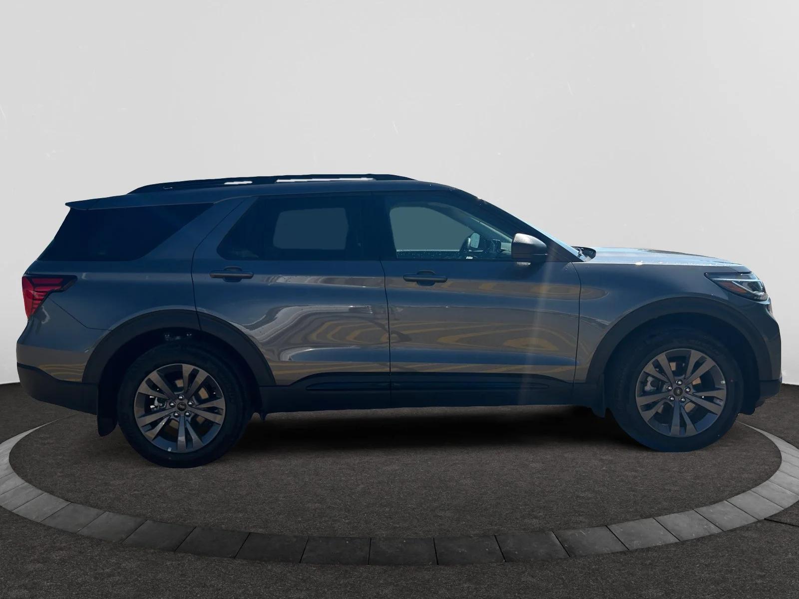 New 2026 Carbonized Grey Metallic Ford Active w/200A Pkg image 6