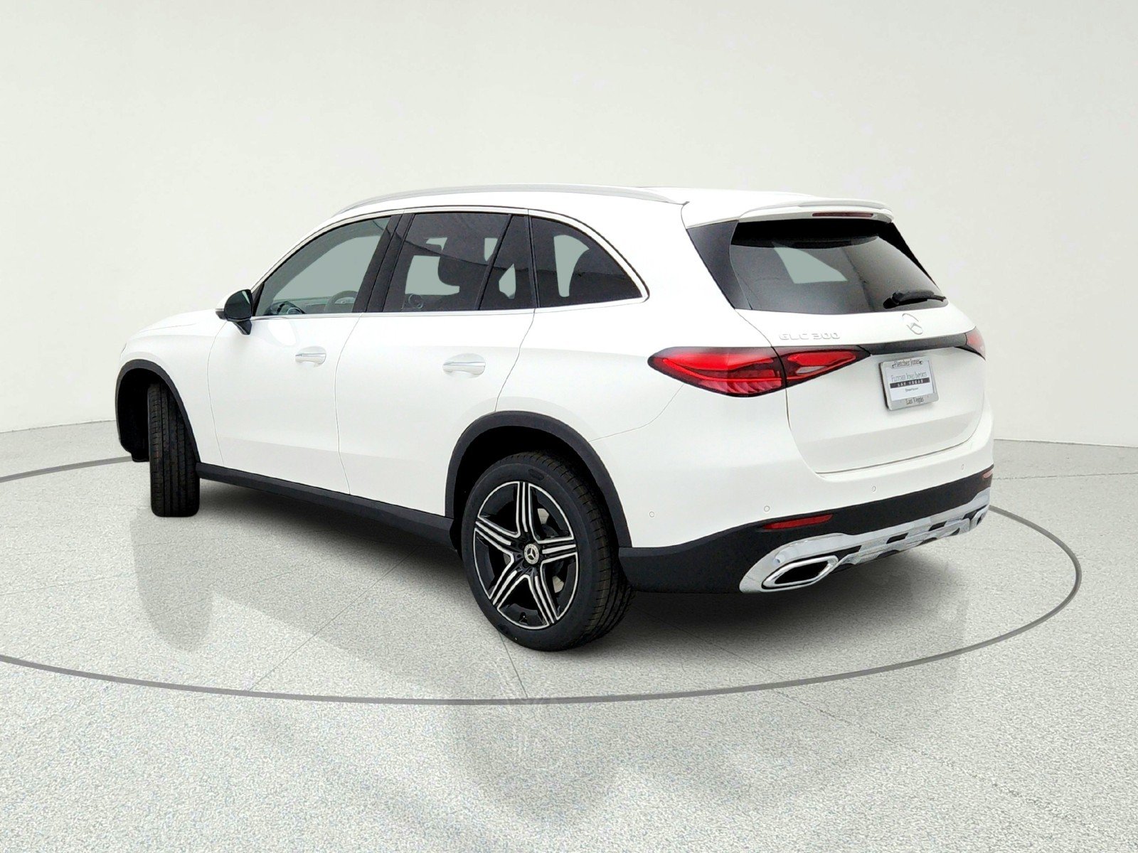 New 2026 Polar White Mercedes-Benz GLC 300 SUV image 12