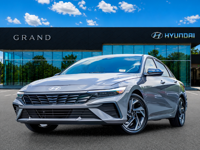 Certified Used 2025 Silver Hyundai SEL Sport image 1