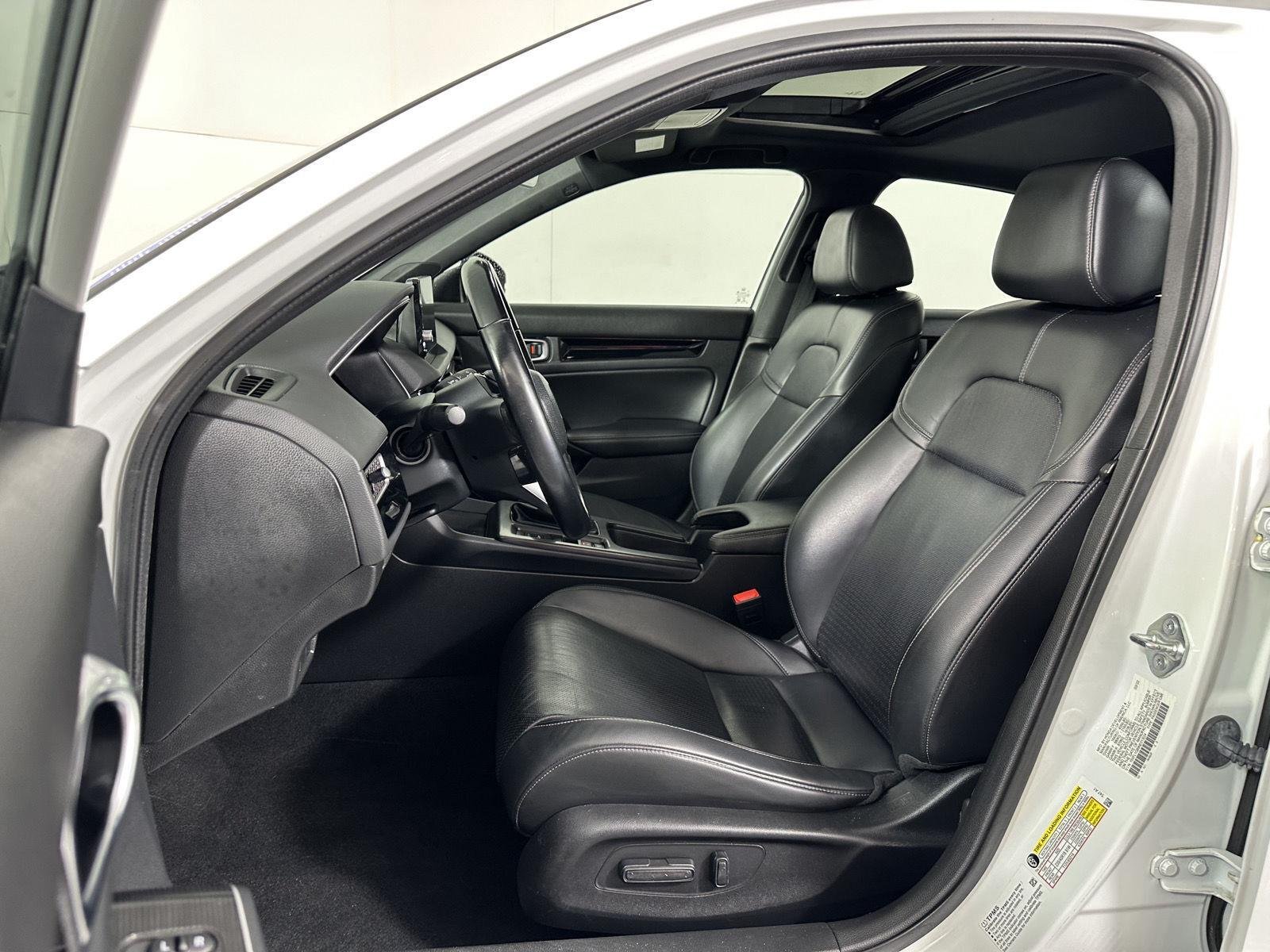 Used 2022 Platinum White Pearl Honda Sport Touring image 22