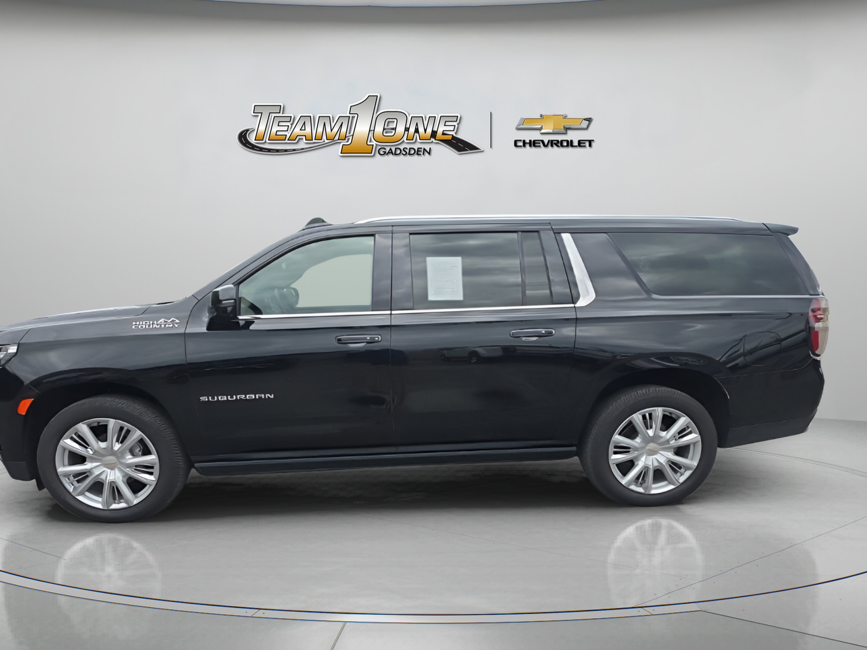 Used 2024 Black Chevrolet High Country image 4