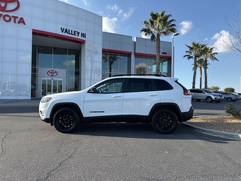 2023 Jeep Cherokee Altitude Lux - Photo 9