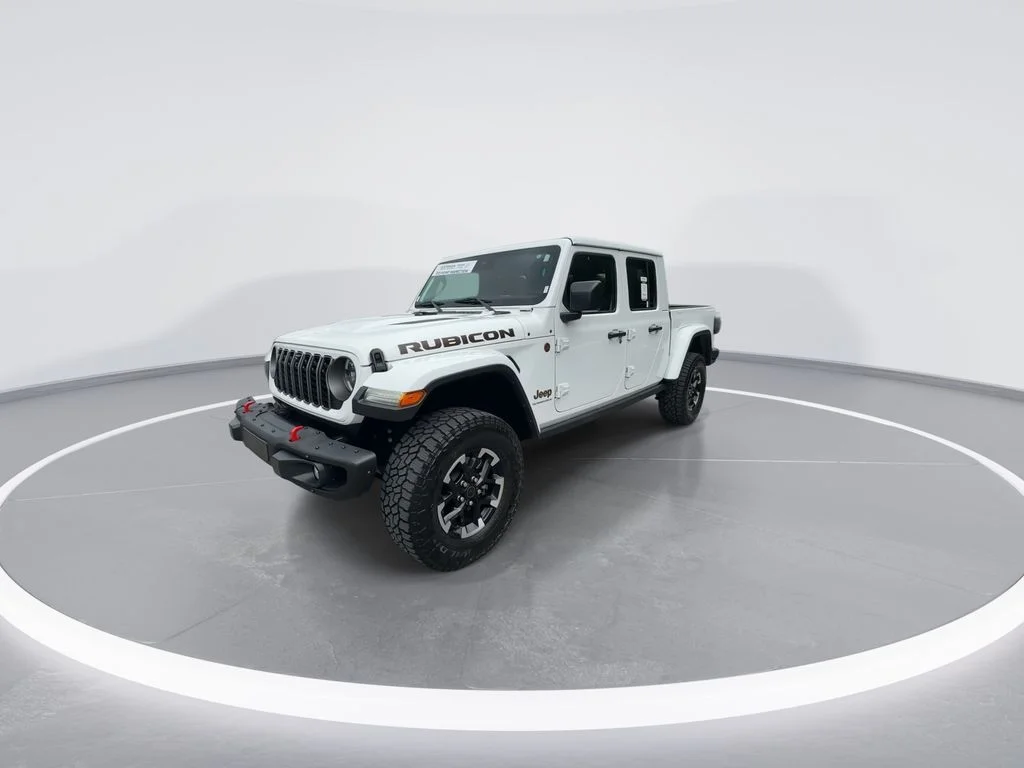 Used 2024 White Jeep Rubicon image 4