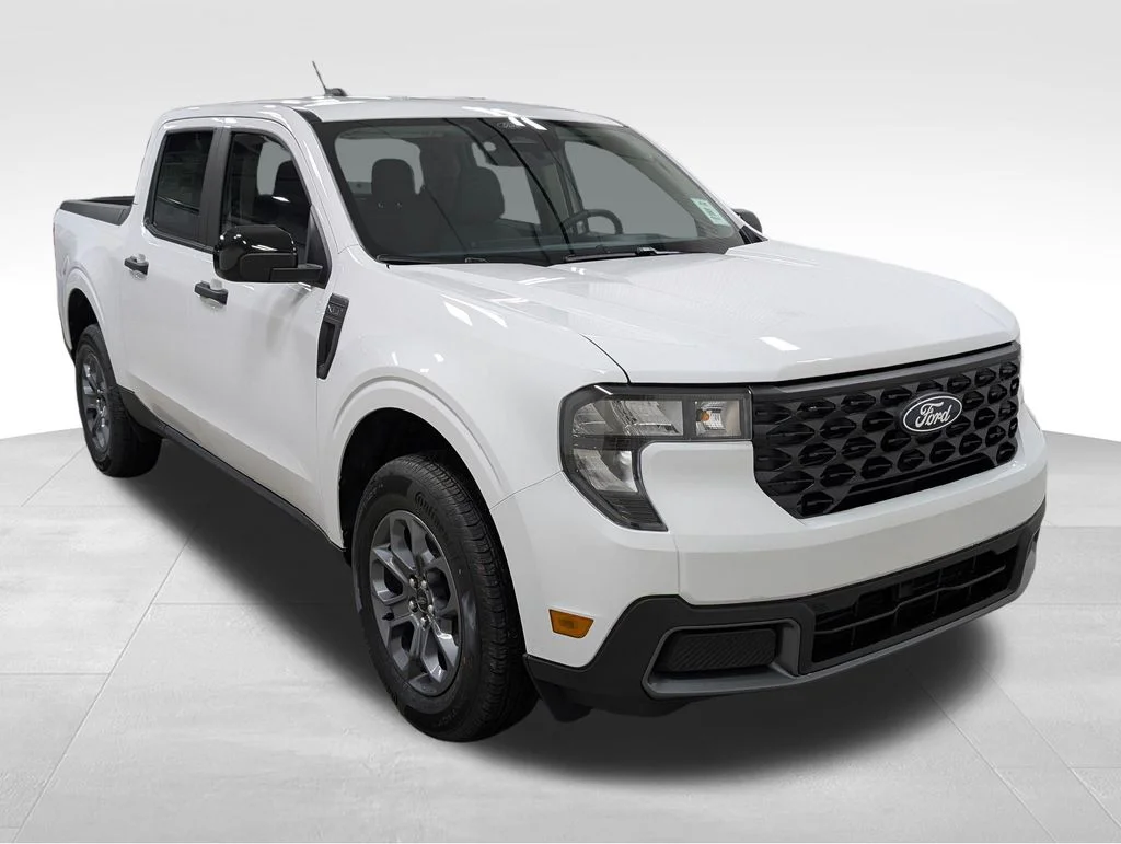 New 2026 Oxford White Ford XLT image 5
