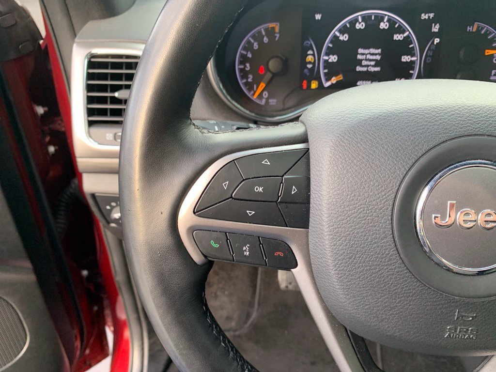 Used 2022 Red Jeep Laredo X image 15