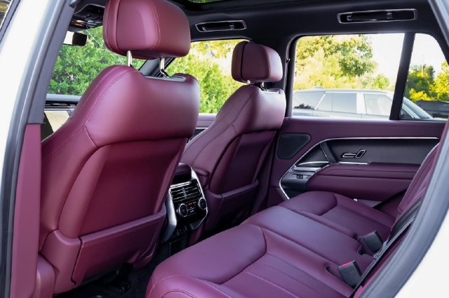 2026 Land Rover Range Rover SE - Photo 49