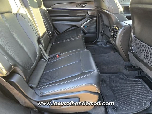Used 2021 Silver Jeep Overland image 17
