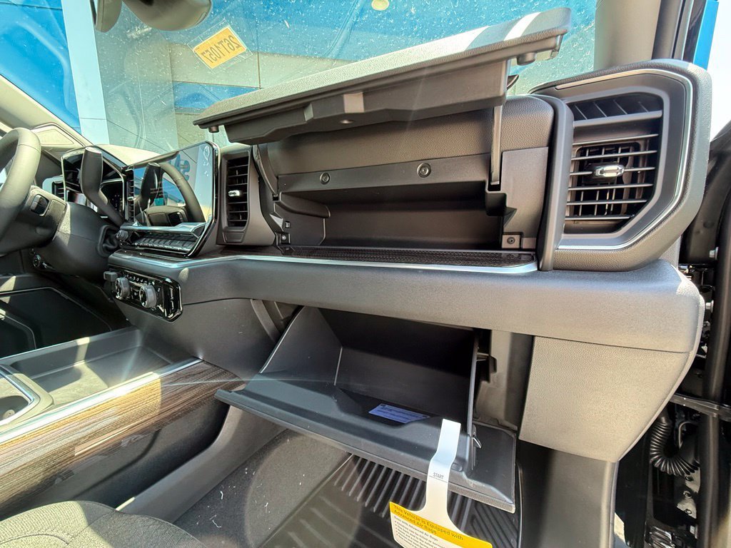 2026 Chevrolet Silverado 2500 HD LT view 16