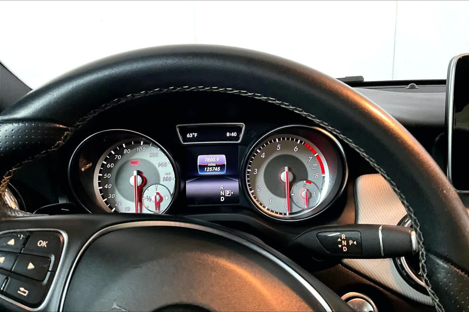 Used 2017 Cirrus White Mercedes-Benz GLA 250 image 26