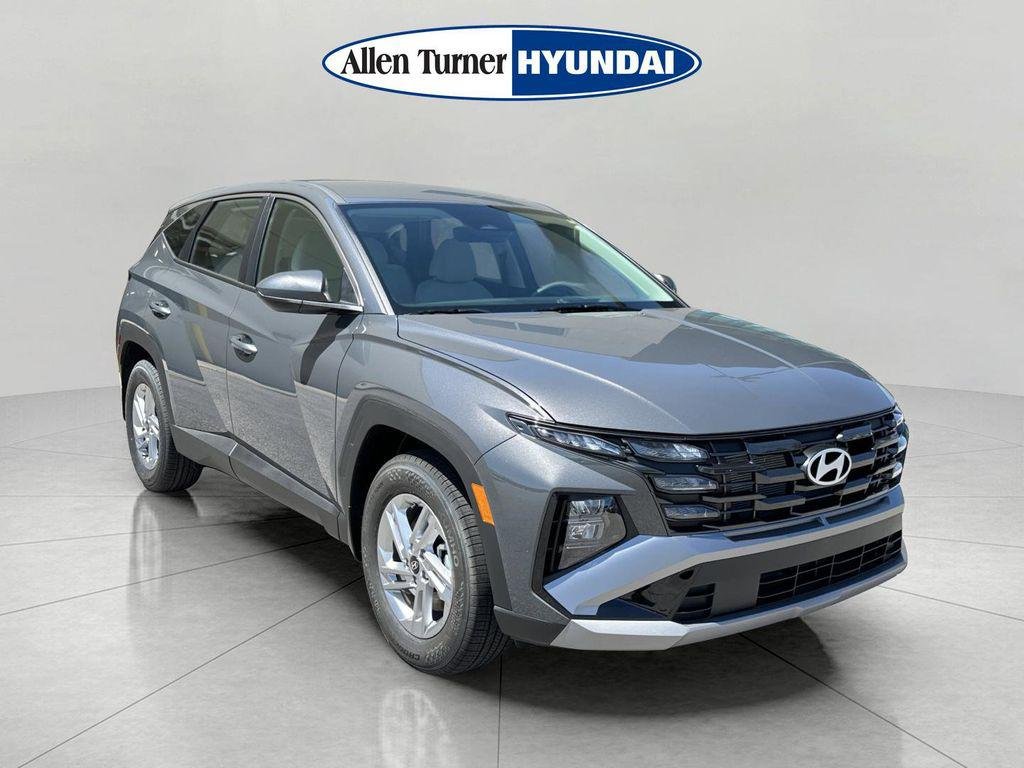 New 2026 Ecotronic Gray Hyundai SE FWD image 2