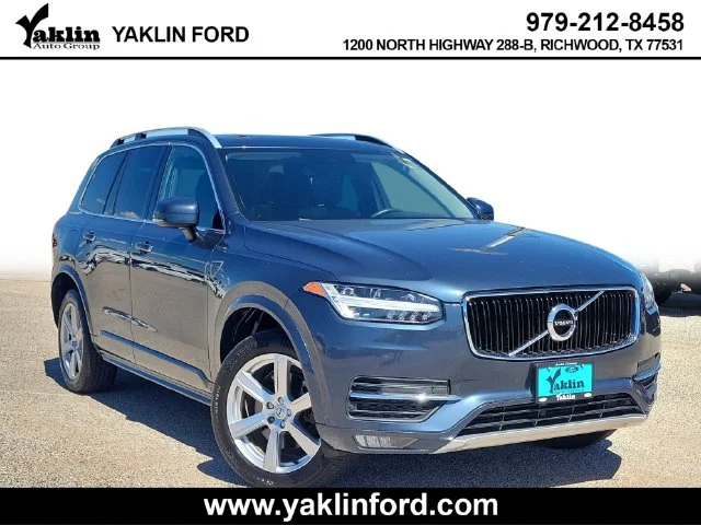 2019 Volvo XC90 Momentum