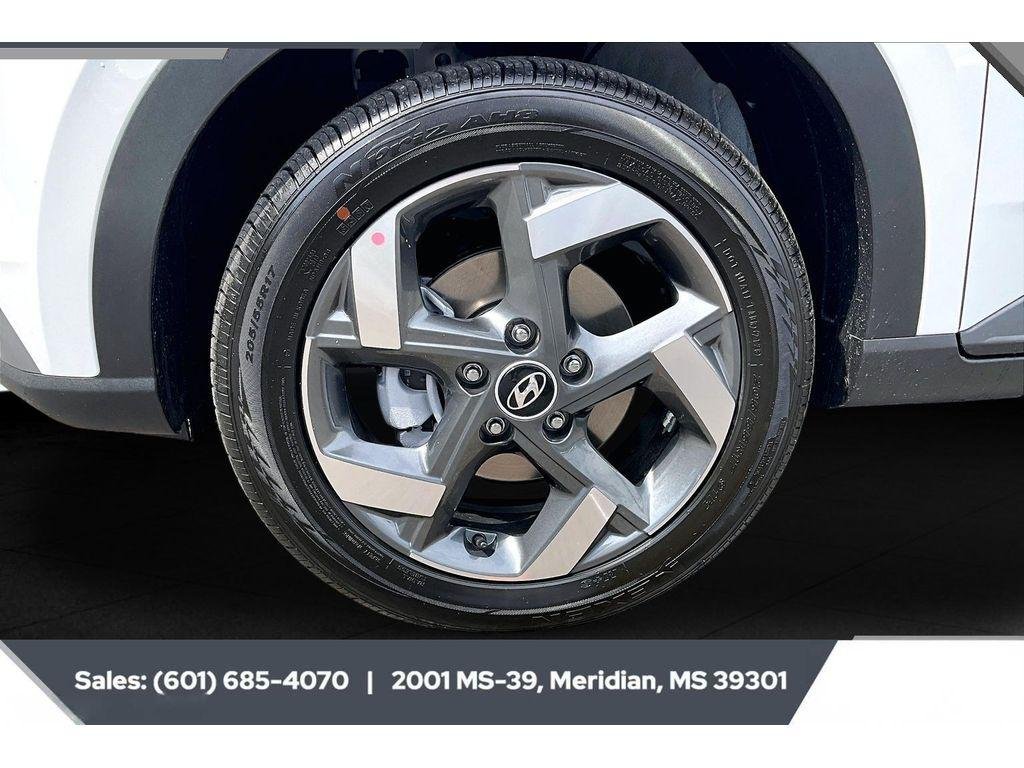 New 2026 LUNAR WHITE Hyundai SEL image 10