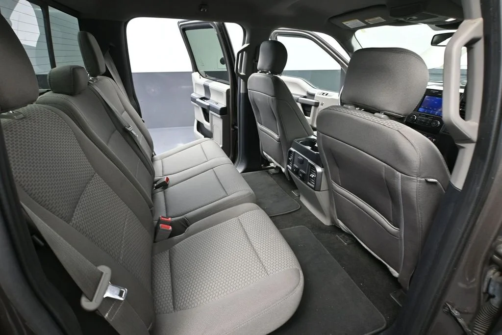 Used 2020 Gray Ford XLT image 36