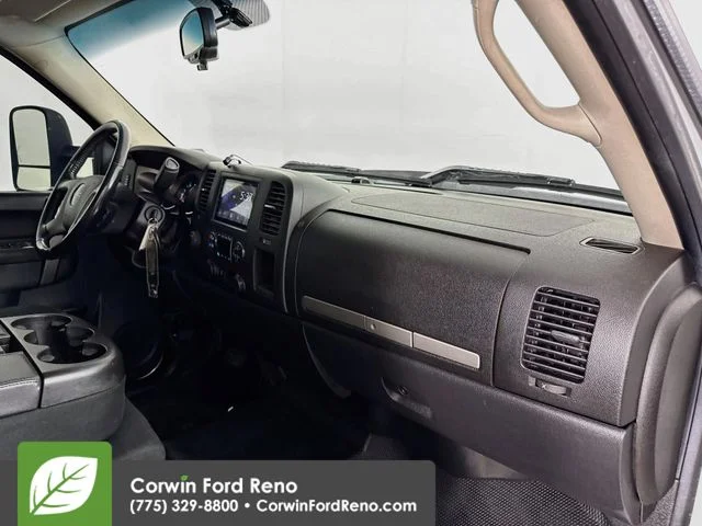 Used 2014 Summit White GMC SLE image 25