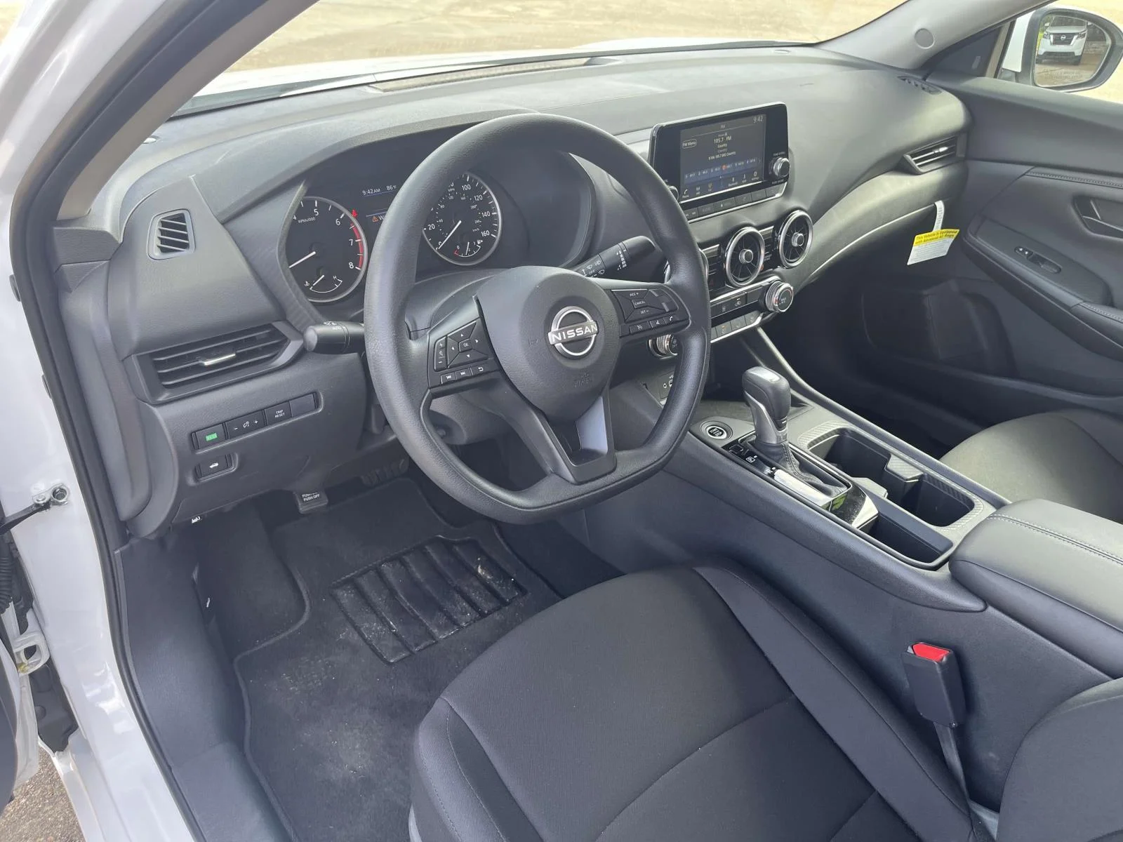 2025 Nissan Sentra S - Photo 10
