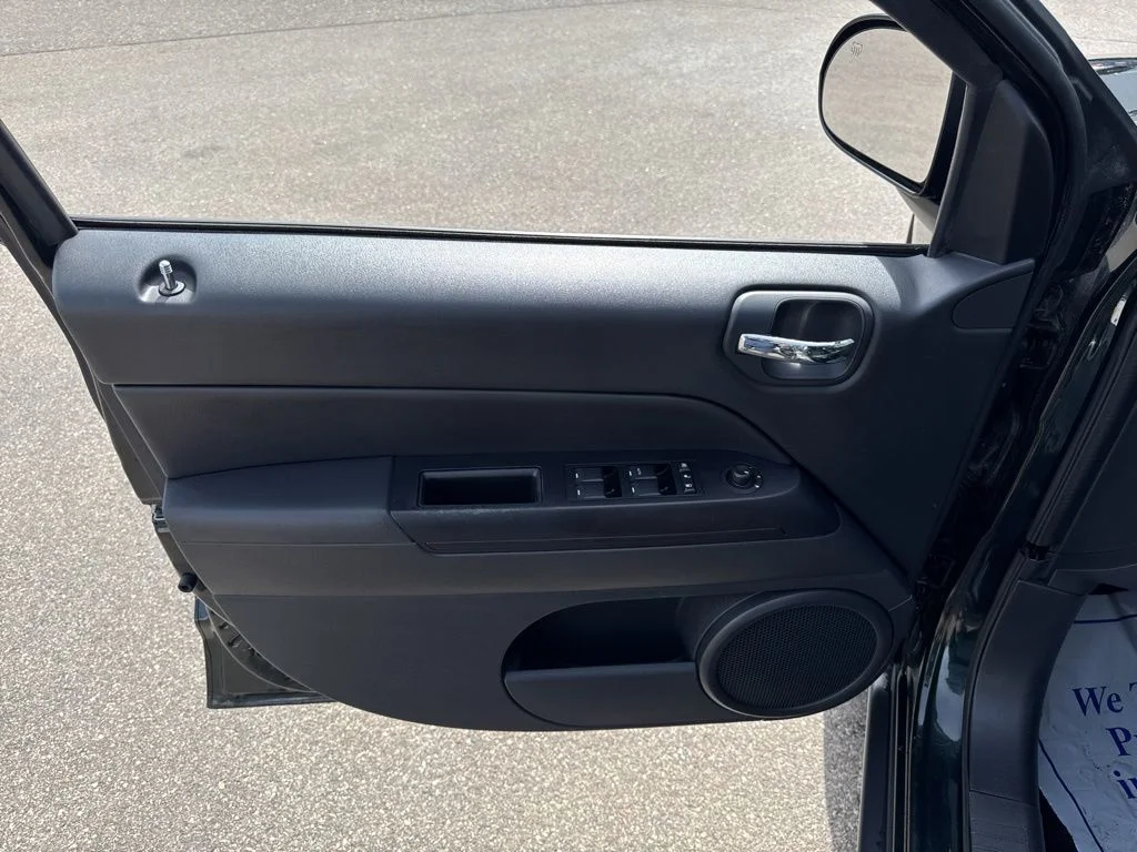 Used 2013 Black Forest Green Pearlcoat Jeep Latitude image 15