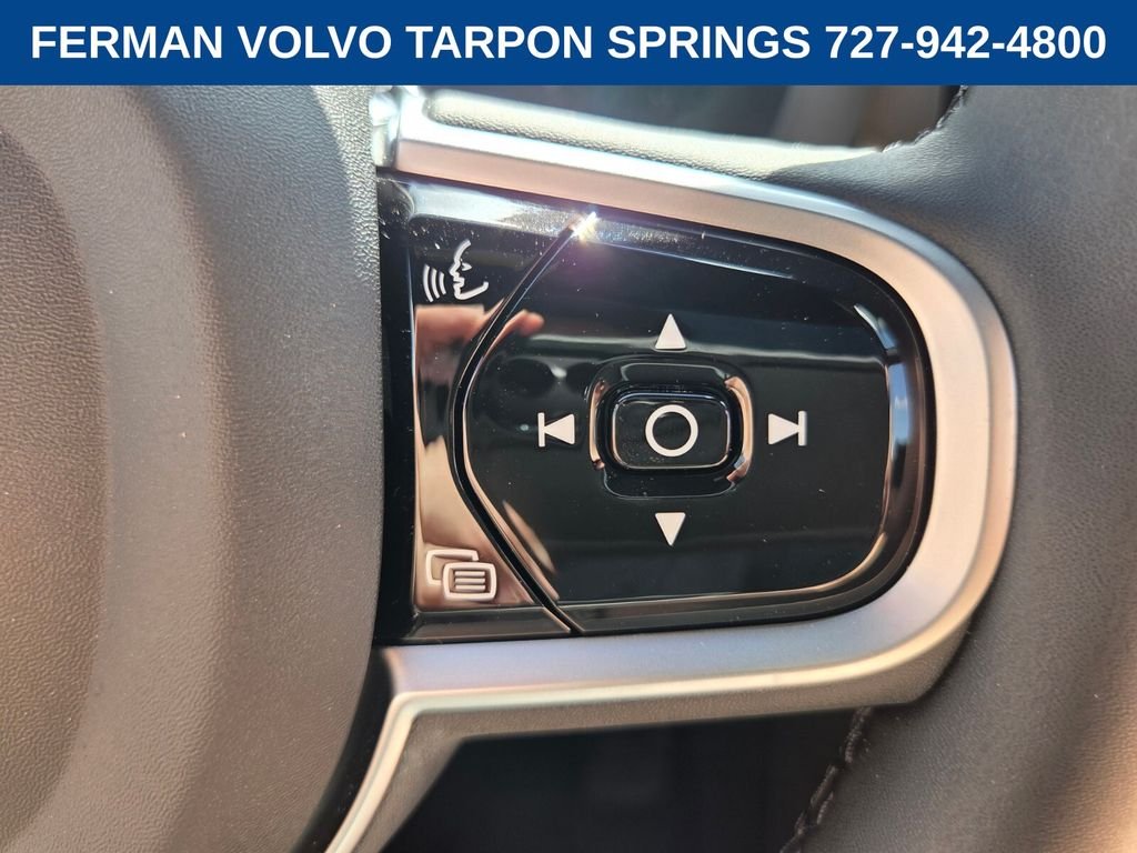 New 2026 Crystal White Volvo Core image 30