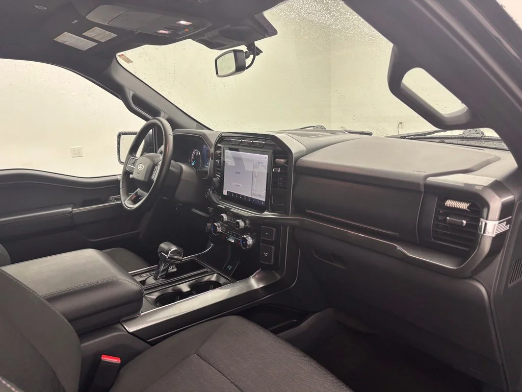 Used 2023 Black Ford XLT image 32