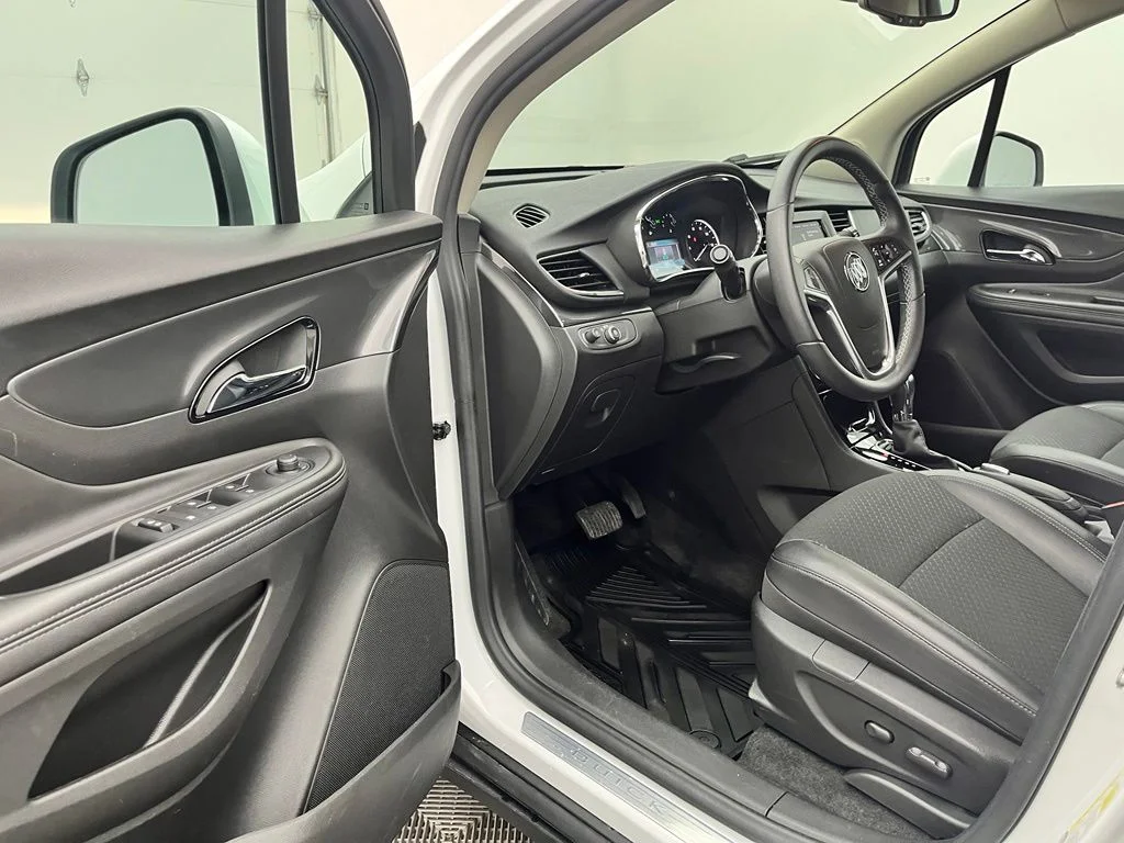 Used 2022 White Buick Preferred image 16