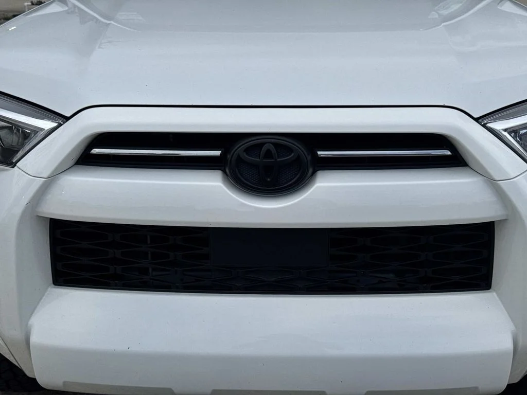Used 2024 White Toyota SR5 Premium image 5