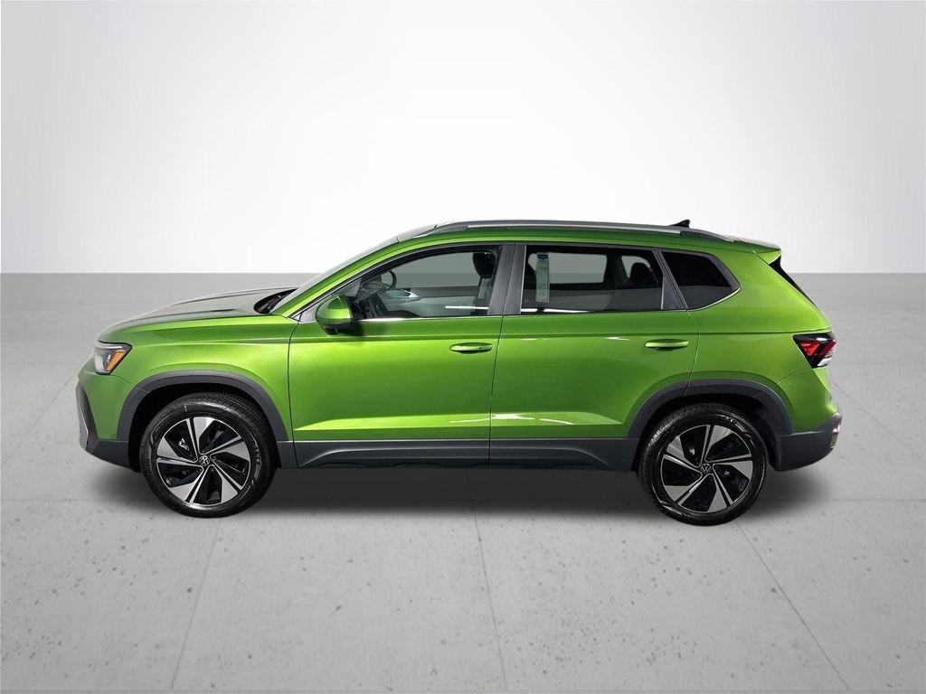 New 2026 Bright Moss Green Metallic Volkswagen 1.5T SE image 9