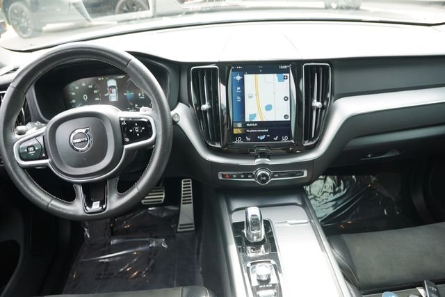 Certified Used 2018 White Volvo T8 R-Design image 19