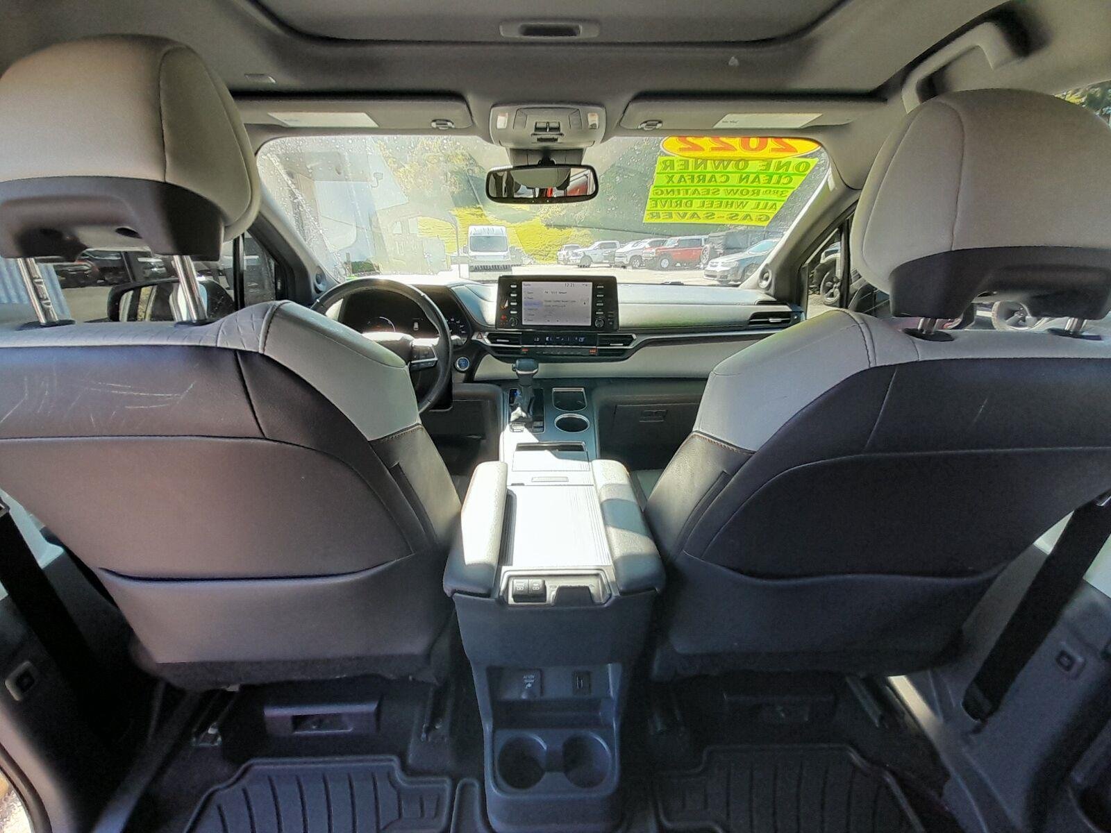 Used 2022 Ruby Flare Pearl TOYOTA  image 42
