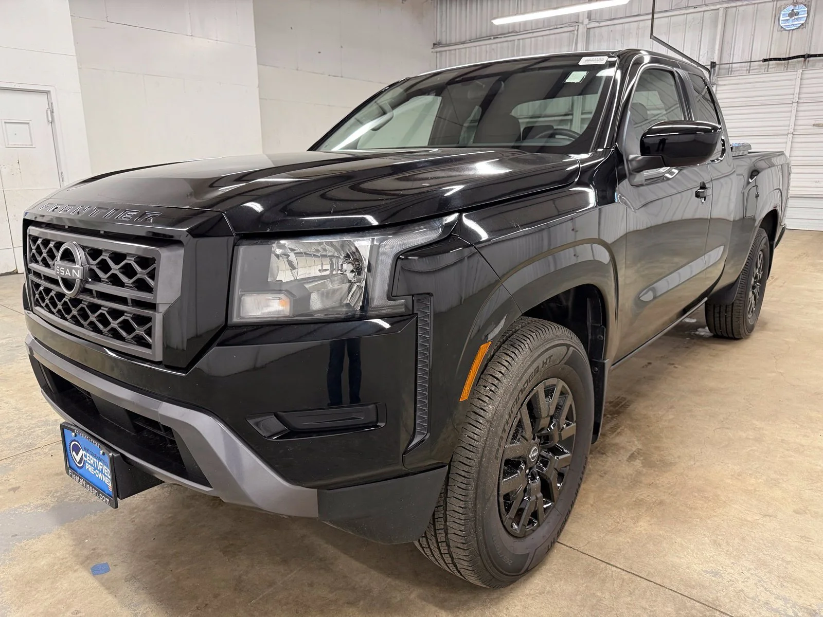 Used 2023 Black Nissan SV image 3