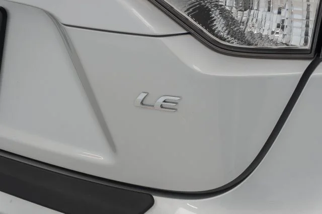 Used 2023 Silver Toyota LE image 9