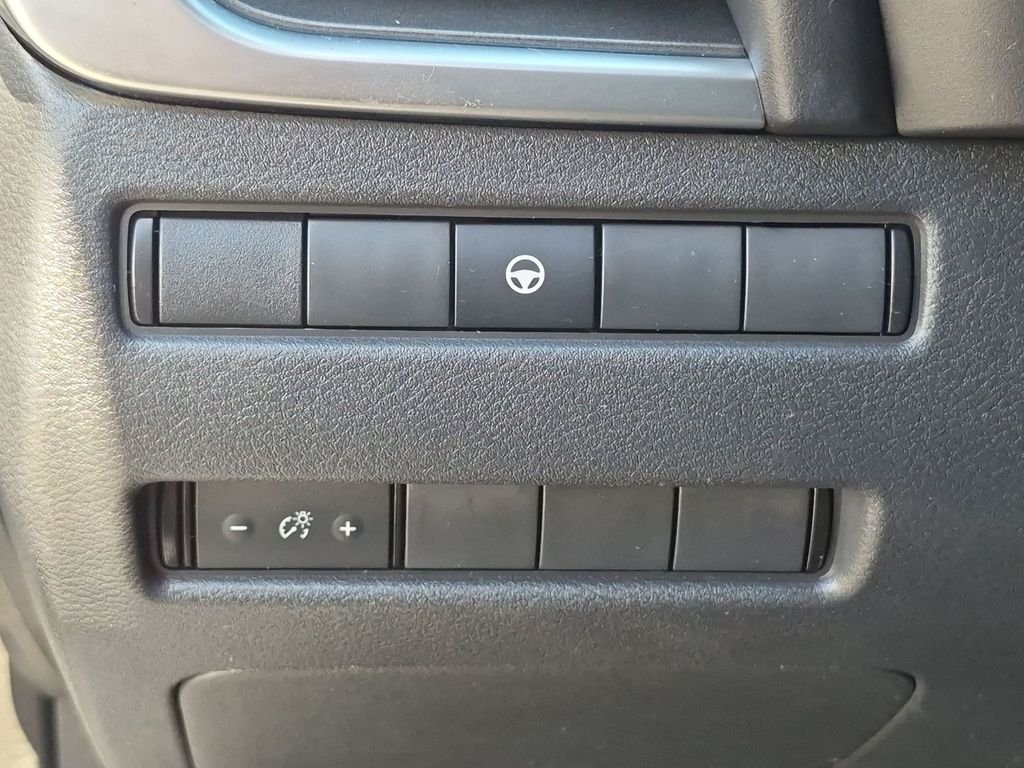 Used 2022 Gray Nissan SV image 19
