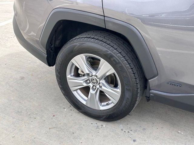 Used 2022 Magnetic Gray Metallic Toyota LE image 26