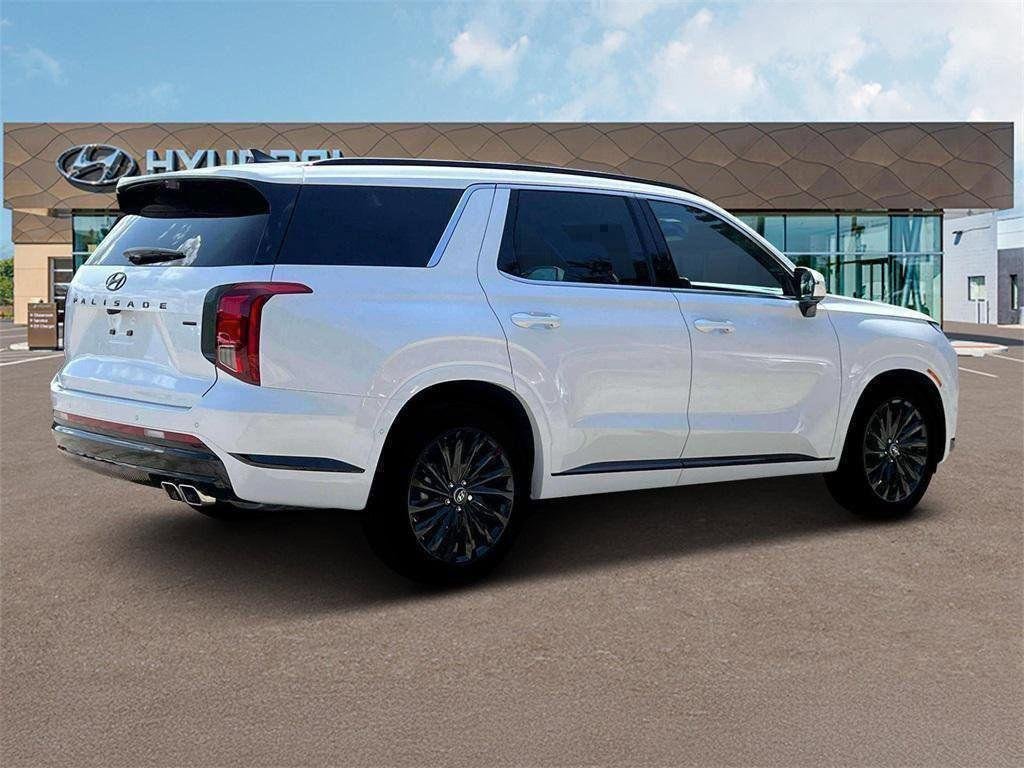 2025 Hyundai Palisade Calligraphy Night Edition - Photo 8