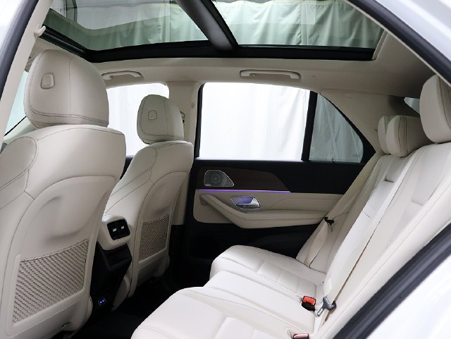 Certified Used 2026 Polar White Mercedes-Benz GLE 350 image 13