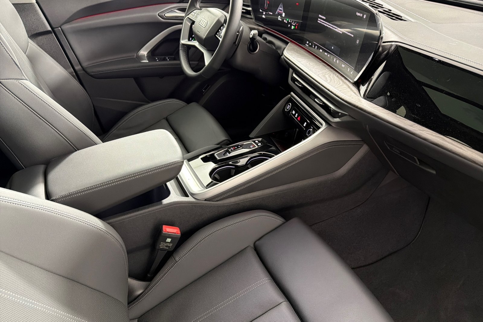 2025 Audi Q5 Premium Plus - Photo 15