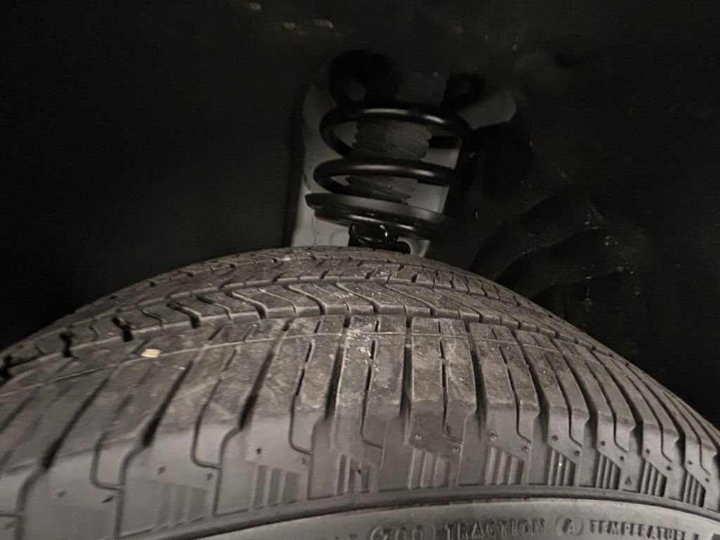 2025 GMC Acadia Elevation - Photo 22